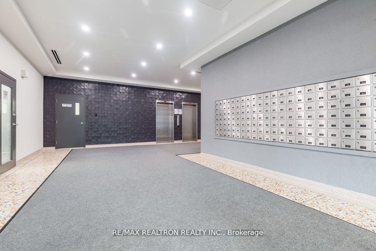 Property leased at 505-21 Vaughan Road, Toronto, Wychwood, M6G 2N2 - MLS: C12097303