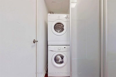 Unit 208 — 350 Seneca Hill Dr, Toronto - Don Valley Village image-0-2