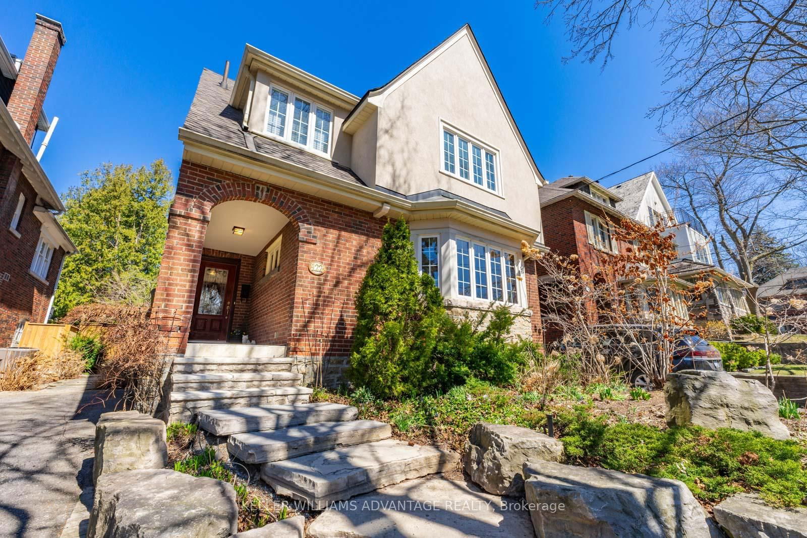Detached House for sale at 122 Garfield Avenue, Toronto, Rosedale-Moore Park, M4T 1G1 - MLS: C12097665