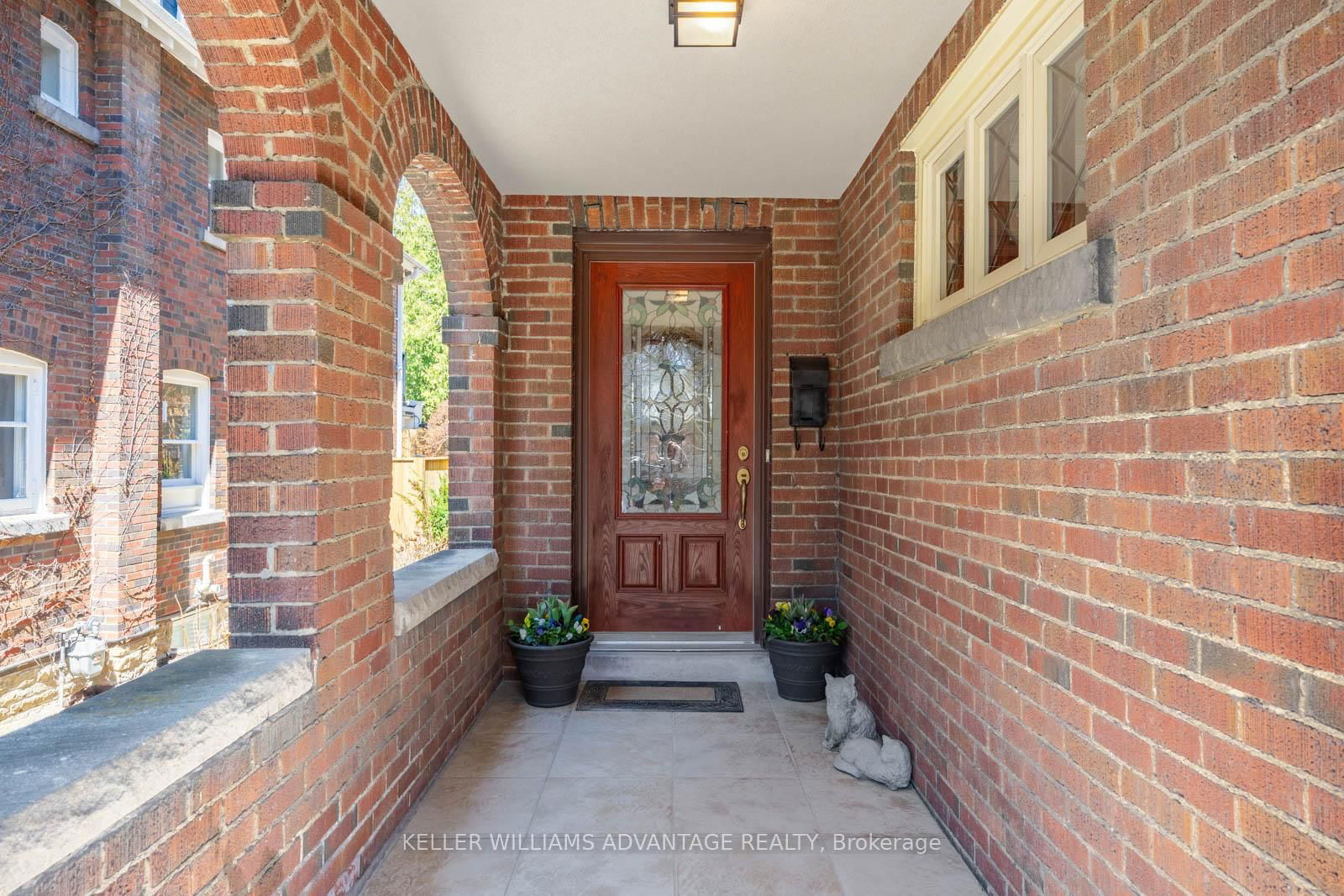 Detached House for sale at 122 Garfield Avenue, Toronto, Rosedale-Moore Park, M4T 1G1 - MLS: C12097665