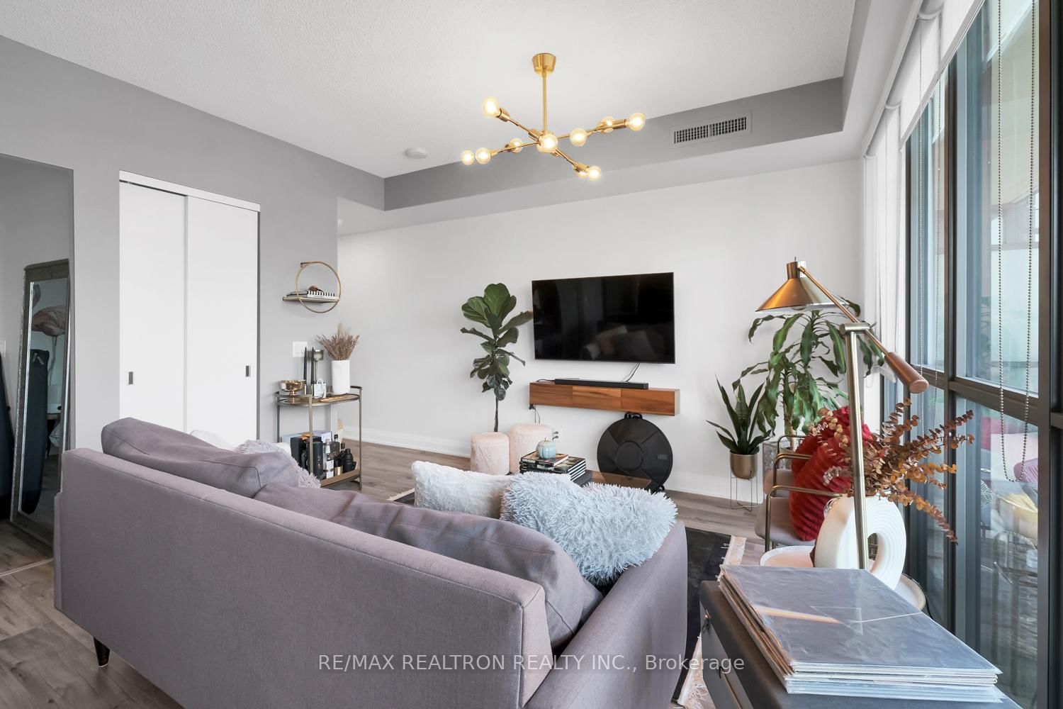 Condo for sale at 1311-101 Charles Street, Toronto, Church-Yonge Corridor, M4Y 0A9 - MLS: C12097719