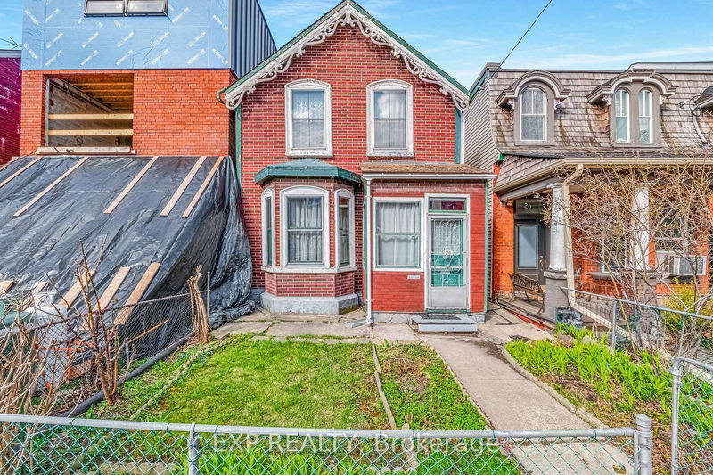 24 Brookfield St, Toronto, Ontario