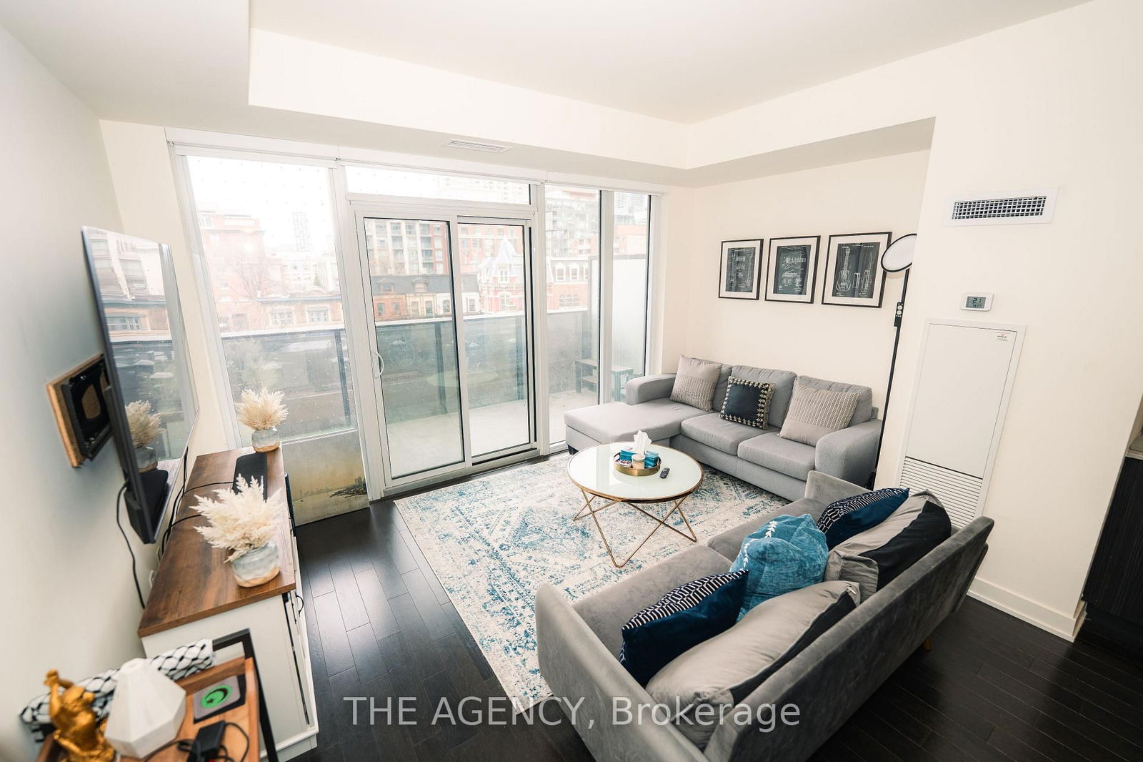 Condo for sale at 508-330 Richmond Street, Toronto, Waterfront Communities C1, M5V 0M4 - MLS: C12098163