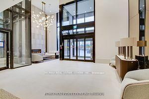 211 - 2020 Bathurst Street