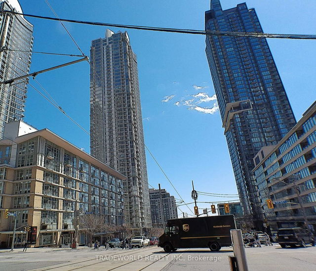 1110 - 35 Mariner Terrace