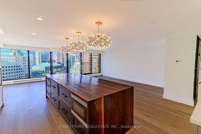 Unit 3213 — 55 Harbour Sq, Toronto - Waterfront Communities C1 image-0-2