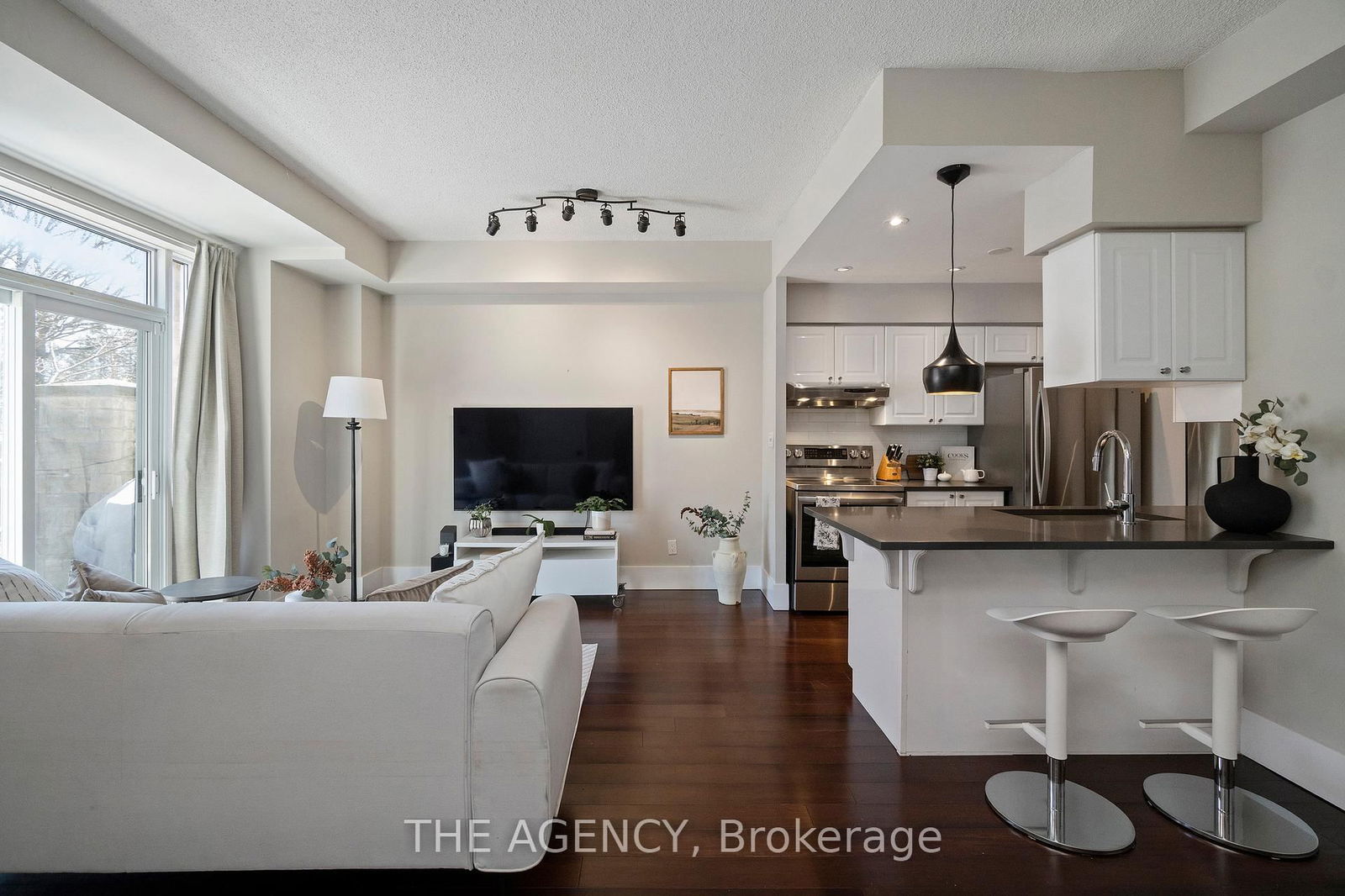 Townhouse for sale at 108-28 Stadium Road, Toronto, Niagara, M5V 3P4 - MLS: C12099173