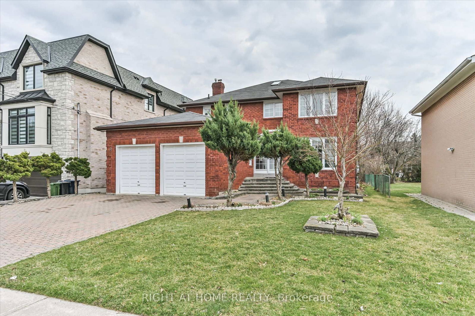 Detached House for sale at 397 Patricia Avenue, Toronto, Newtonbrook West, M2R 2N1 - MLS: C12099577