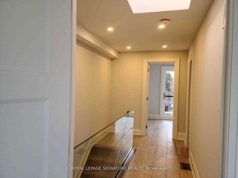 Room2