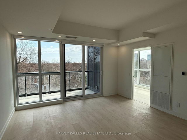 423 - 181 Sheppard Avenue