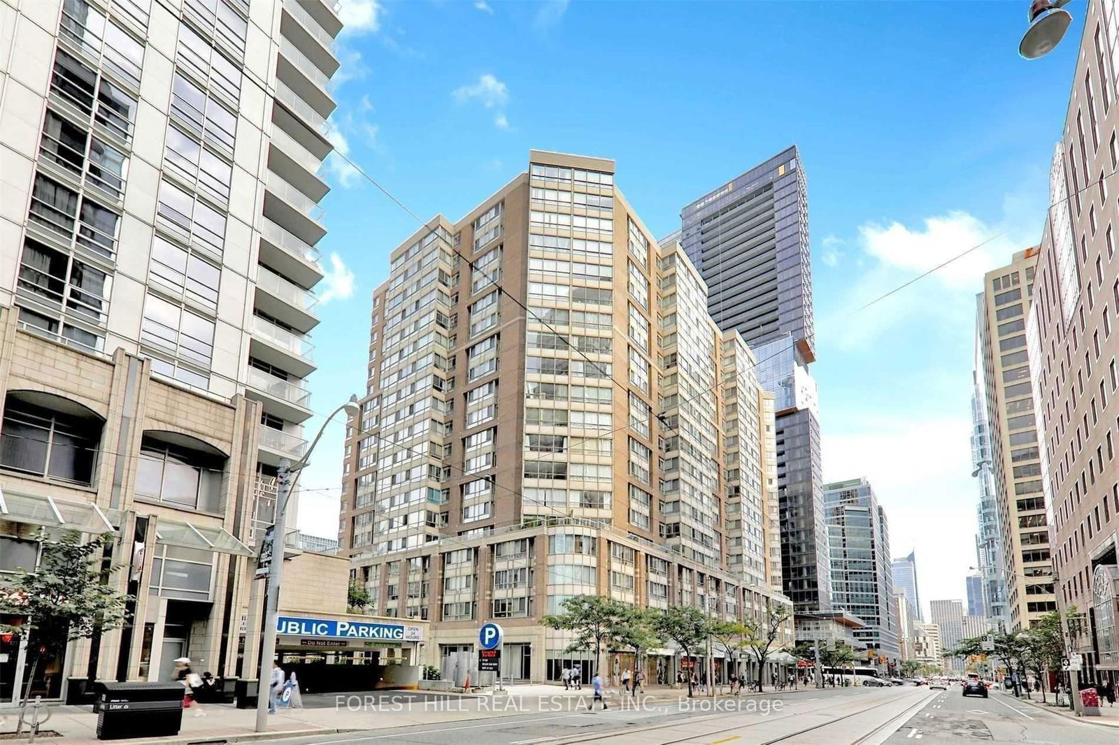 Condo for lease at 902-717 Bay Street, Toronto, Bay Street Corridor, M5G 2J8 - MLS: C12099924