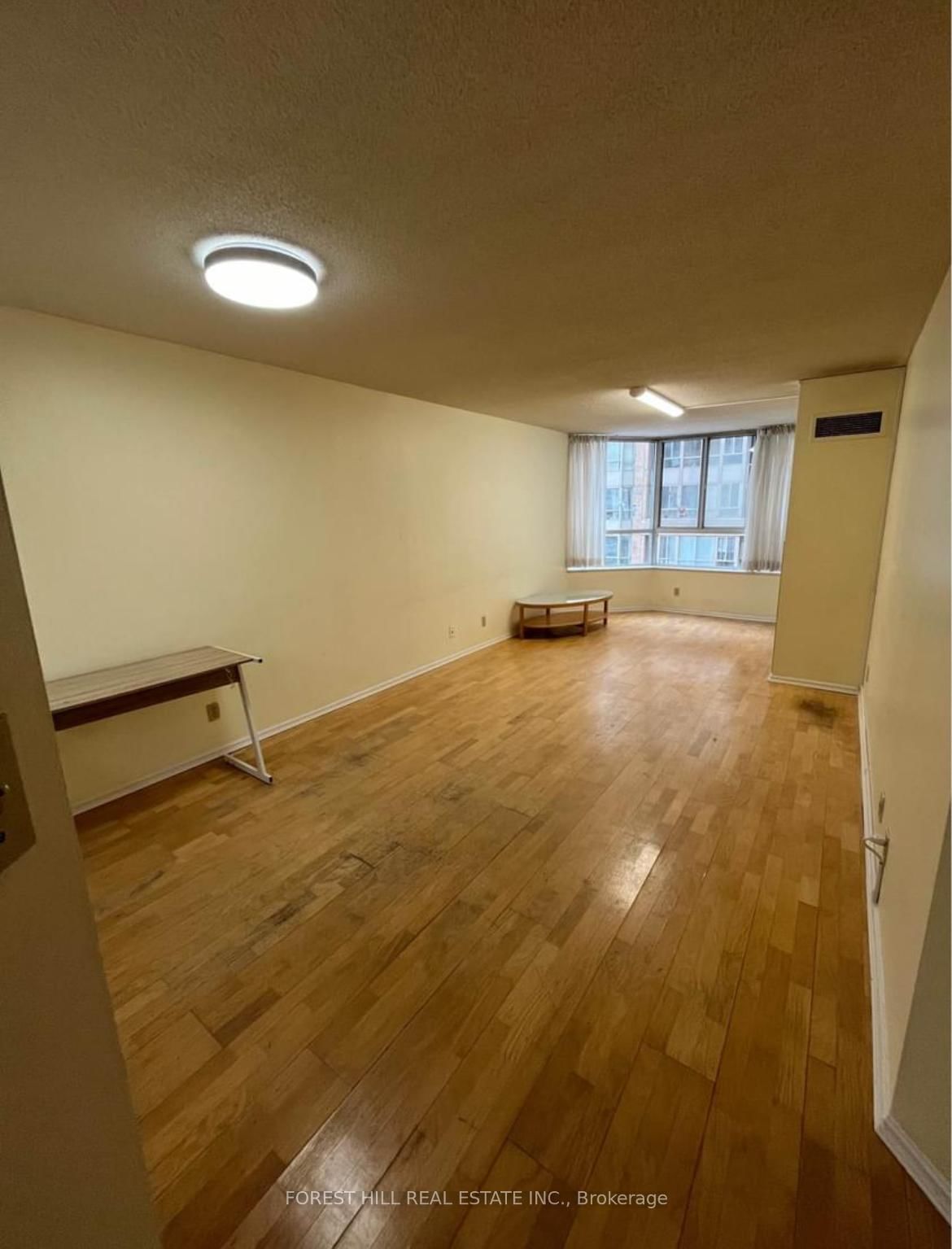 Condo for lease at 902-717 Bay Street, Toronto, Bay Street Corridor, M5G 2J8 - MLS: C12099924