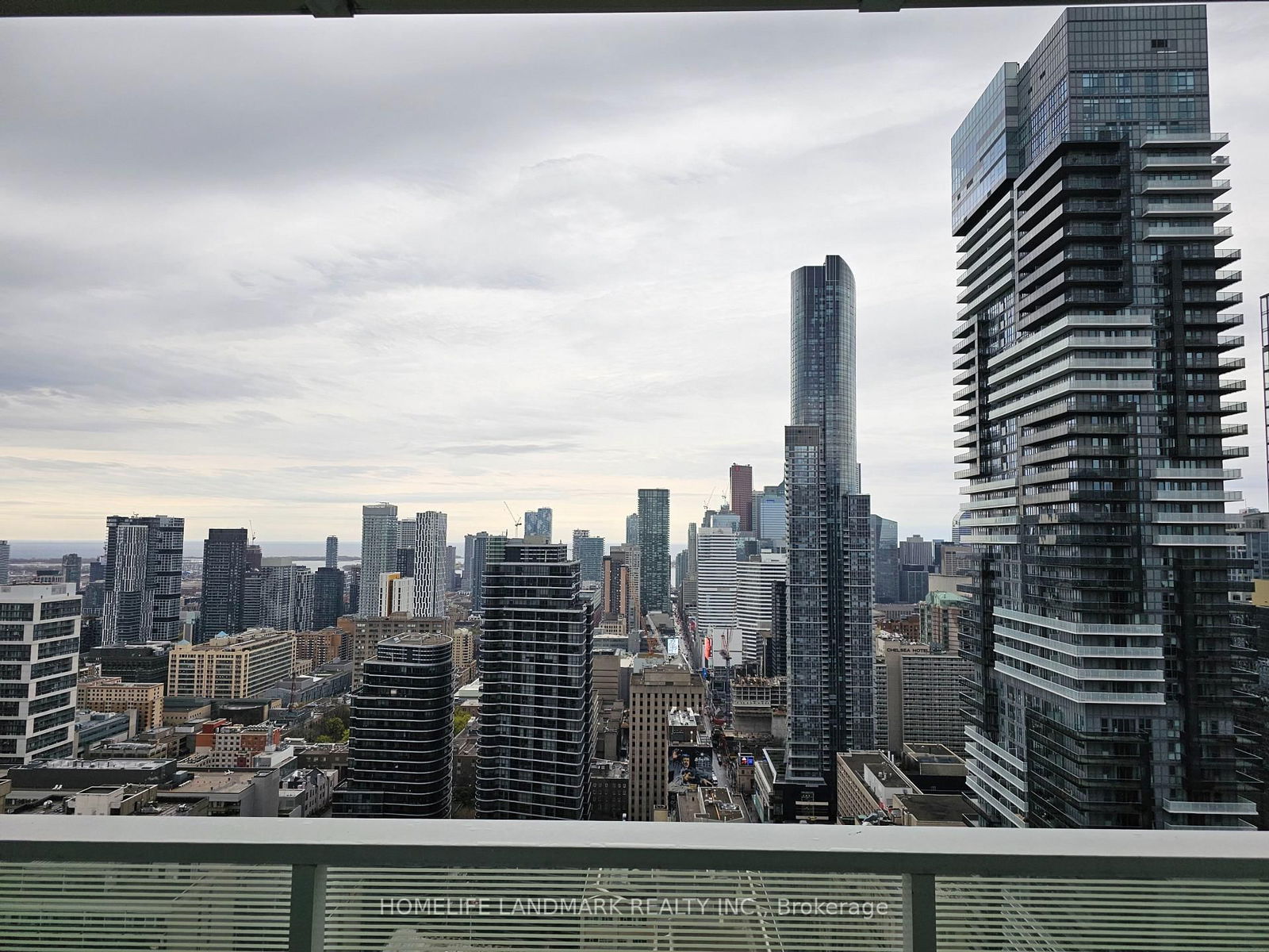 Condo for lease at 4010-501 Yonge Street, Toronto, Church-Yonge Corridor, M4Y 1Y4 - MLS: C12100143