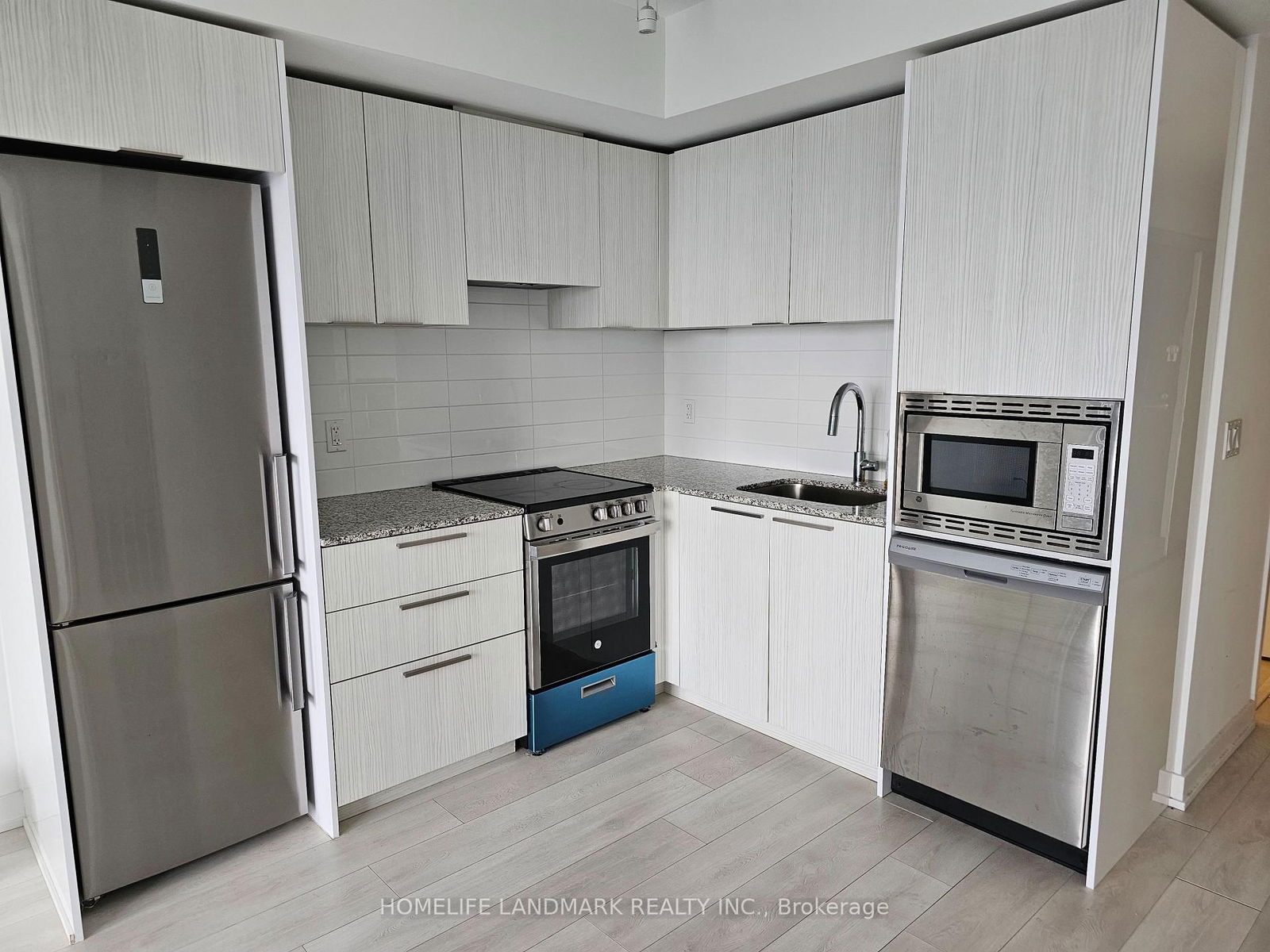 Condo for lease at 4010-501 Yonge Street, Toronto, Church-Yonge Corridor, M4Y 1Y4 - MLS: C12100143