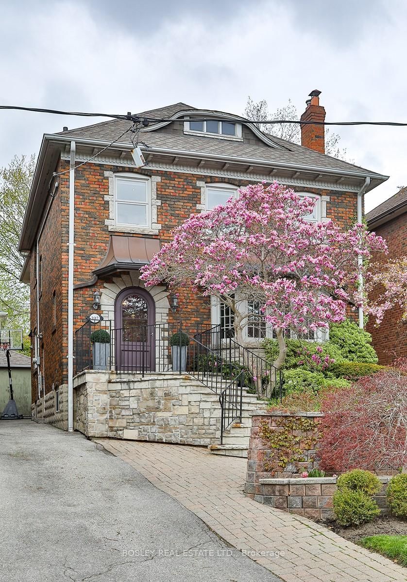 Detached House for sale at 102 College View Avenue, Toronto, Forest Hill South, M5P 1K3 - MLS: C12100248