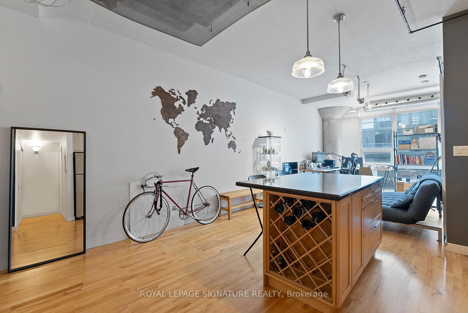 Condo for sale at 405-32 Stewart Street, Toronto, Waterfront Communities C1, M5V 3T2 - MLS: C12100614