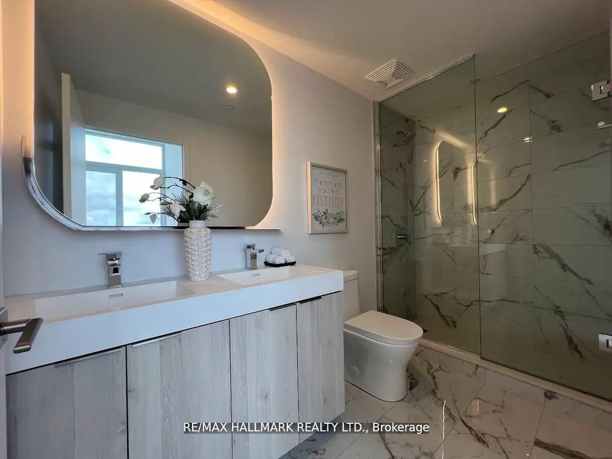 15 Holmes Avenue, Unit PH3201 - Photo 18