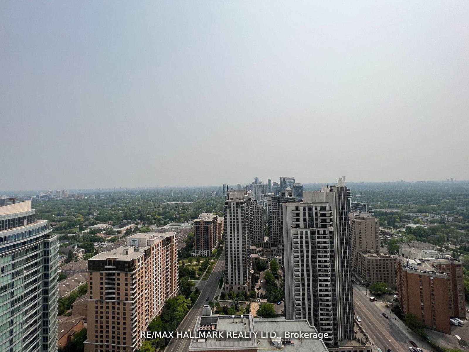 15 Holmes Avenue, Unit PH3201 - Photo 28