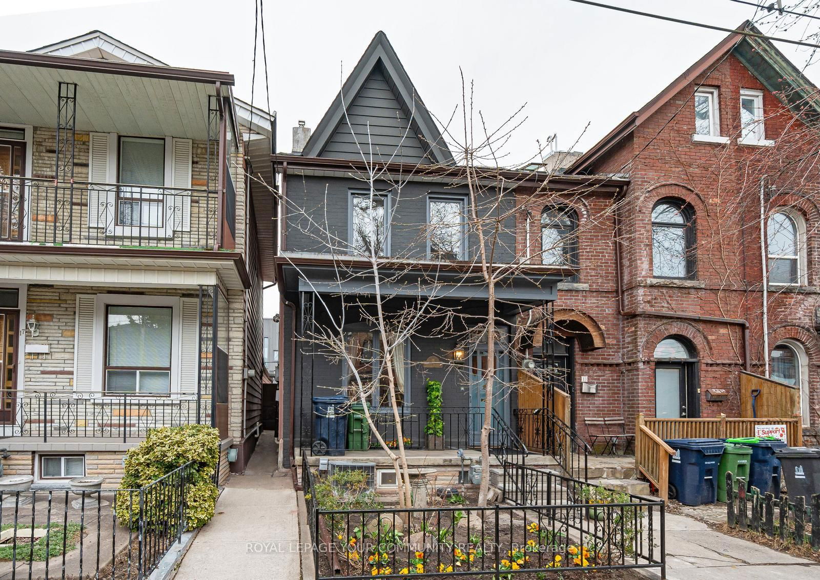 Semi-Detached House for sale at 15 Euclid Avenue, Toronto, Trinity-Bellwoods, M6J 2J5 - MLS: C12100710