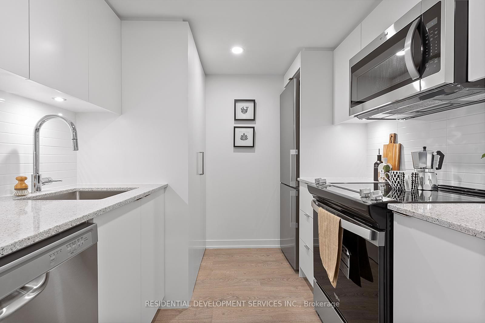 Condo for sale at 701-500 Wilson Avenue, Toronto, Clanton Park, M3H 0E5 - MLS: C12100784