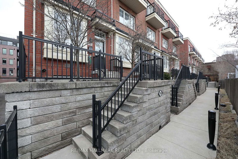 58 Raffeix Lane, Toronto, Ontario