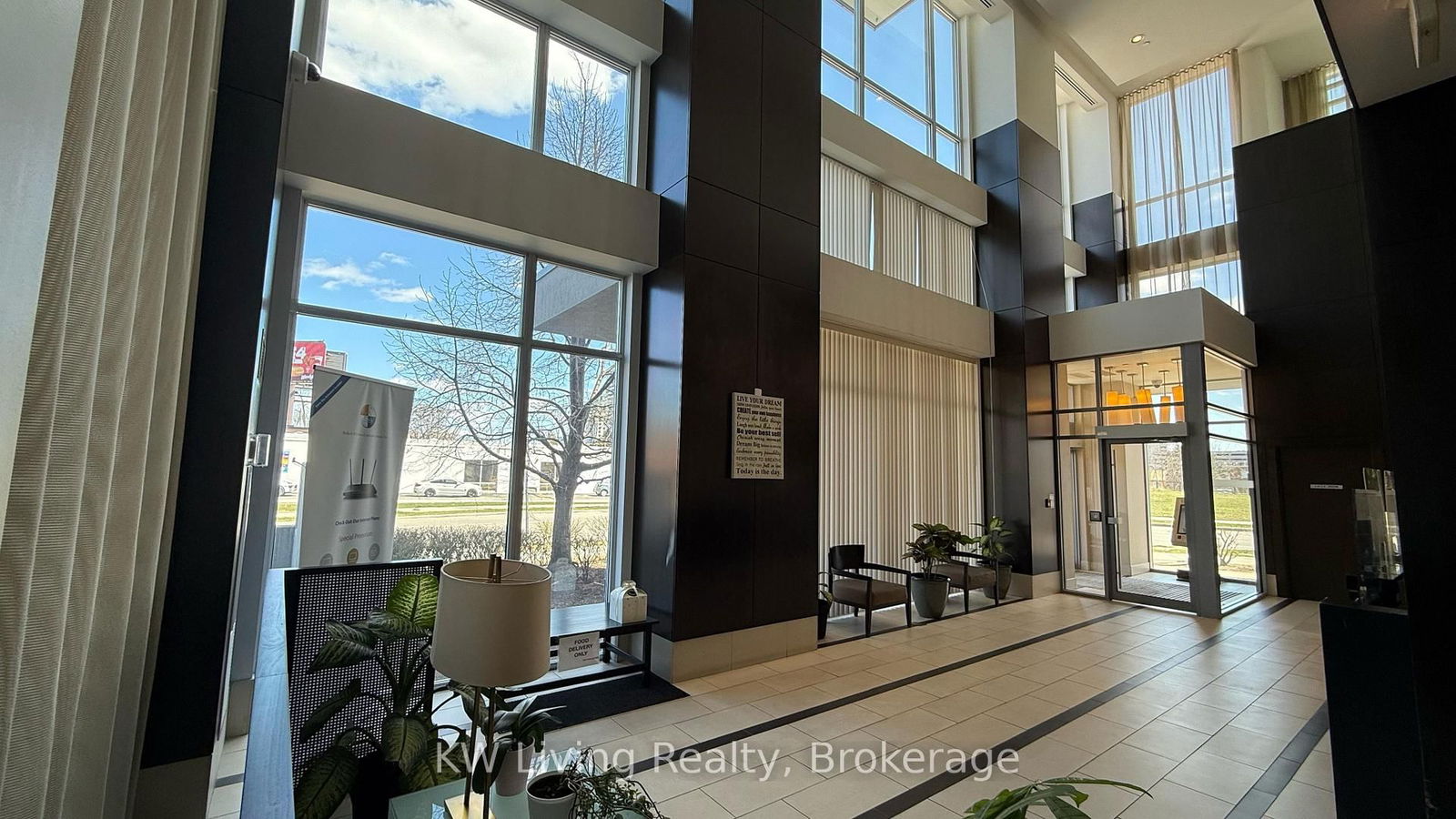 Condo for lease at 407-30 Herons Hill Way, Toronto, Henry Farm, M2J 0A7 - MLS: C12101068