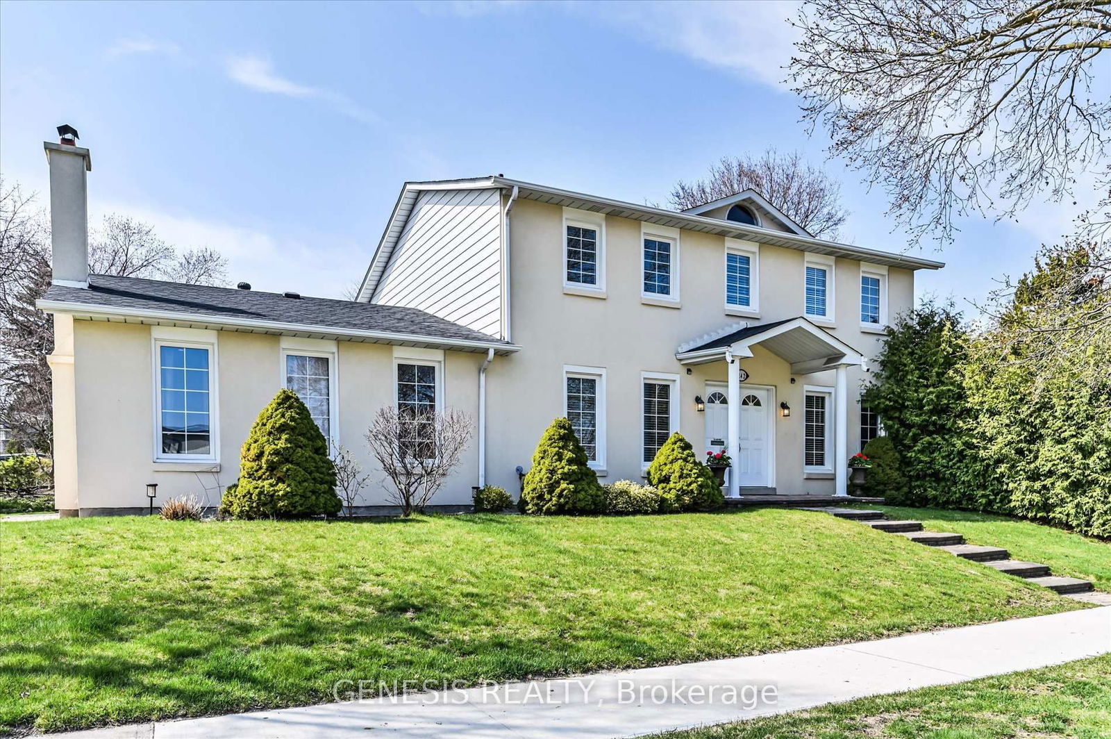 Detached House for sale at 242 Banbury Road, Toronto, Banbury-Don Mills, M3B 3C8 - MLS: C12101540