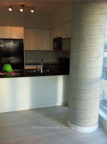 Condo leased at 406-150 East Liberty Street, Toronto, Niagara, M6K 3R5 - MLS: C12101541
