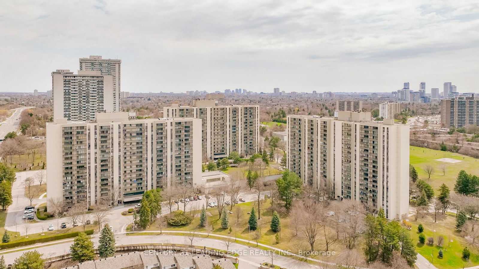Condo for sale at 1406-177 Linus Road, Toronto, Don Valley Village, M2J 4S5 - MLS: C12101785