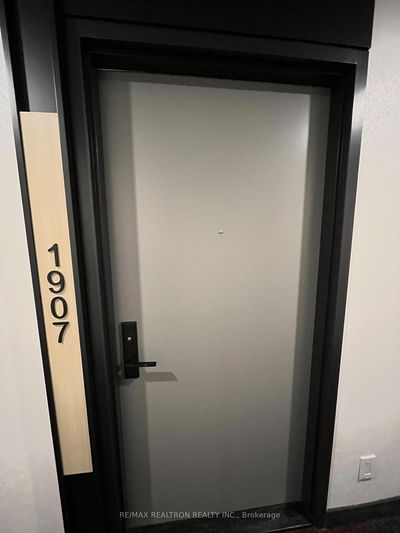 Unit 1907 — 135 East Liberty St, Toronto - Niagara image-0-2
