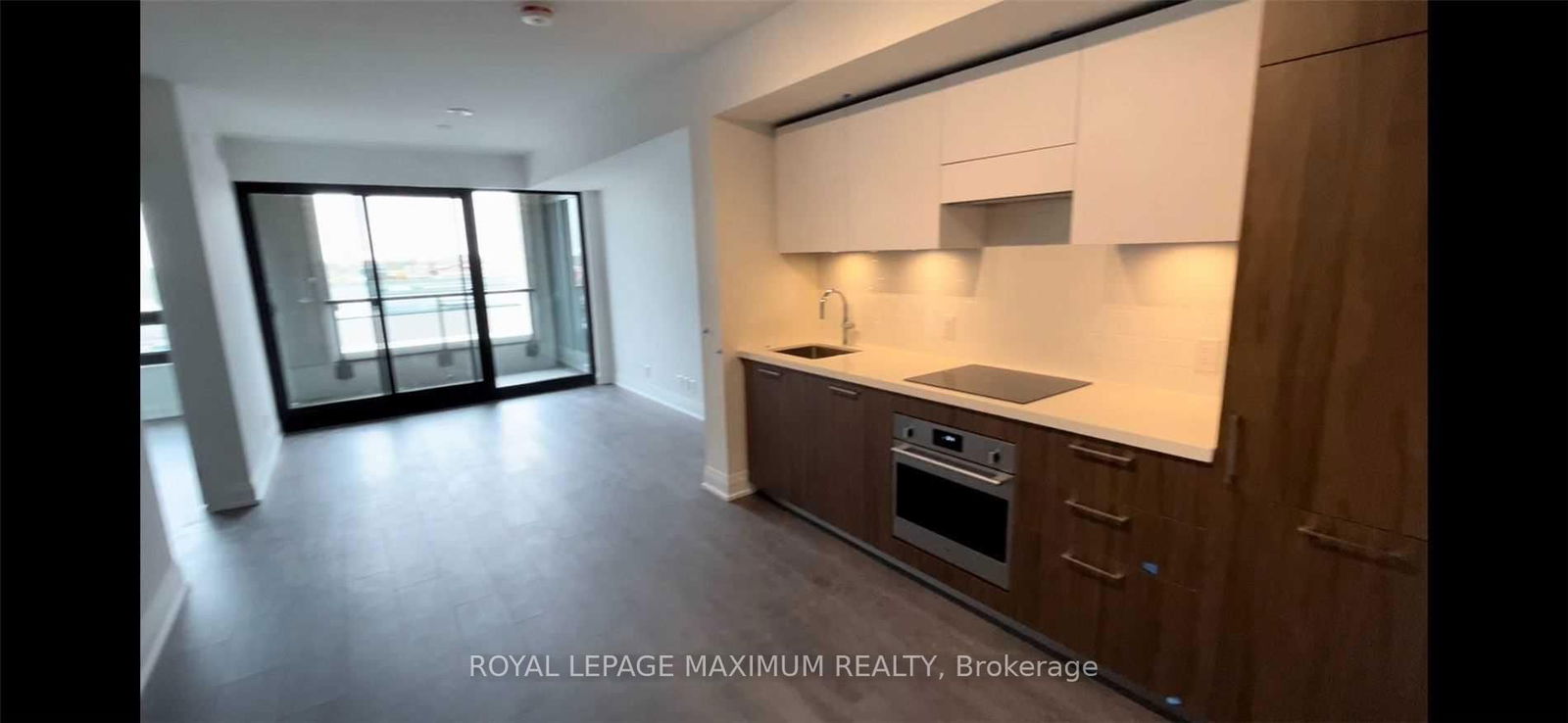 Condo for lease at 407-33 Frederick Todd Way, Toronto, Thorncliffe Park, M4G 0C9 - MLS: C12102301