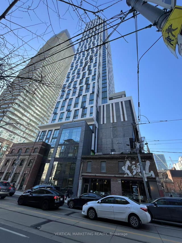 1106 - 252 Church Street