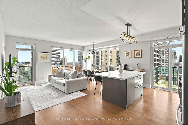 home for sale on 1414-70 Roehampton Avenue
