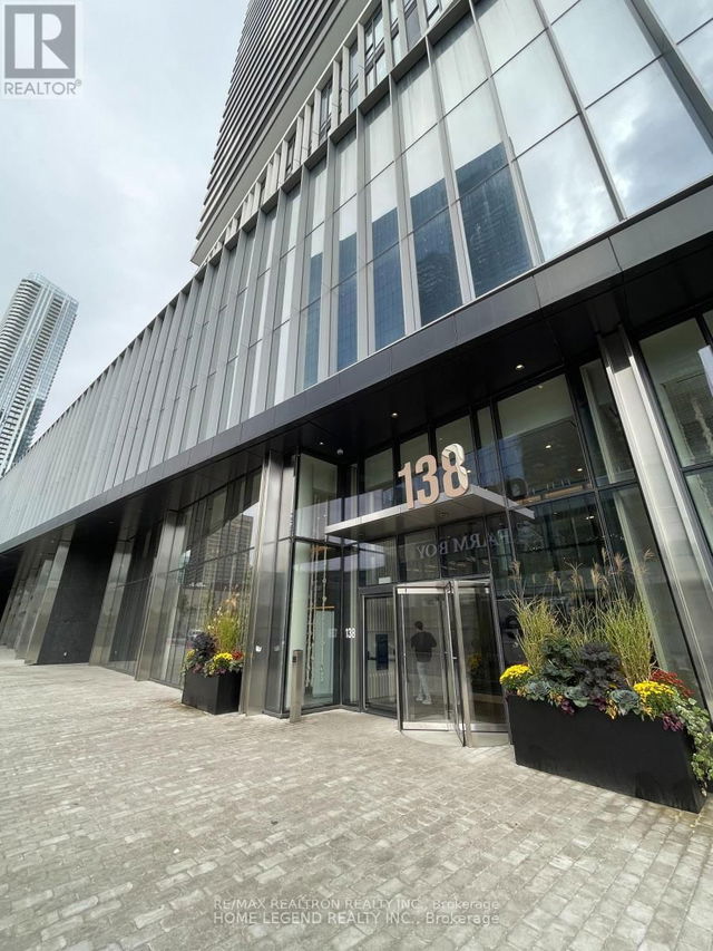 7101 - 138 Downes Street