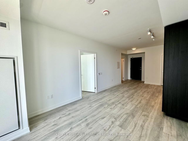 2006 - 7 Golden Lion Heights