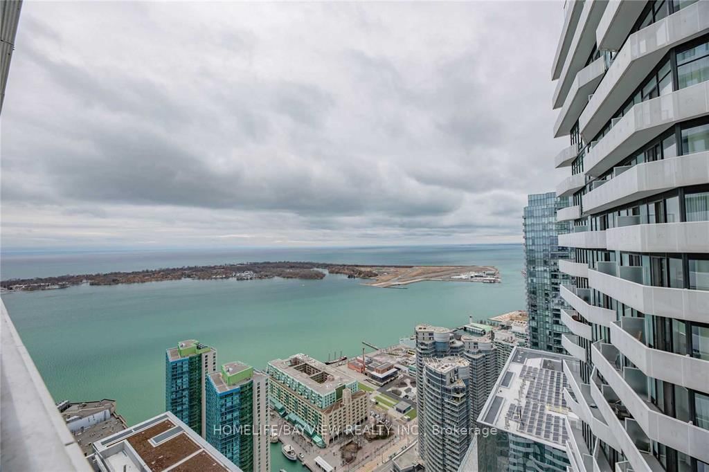 Condo for sale at 6601-88 Harbour Street, Toronto, Waterfront Communities C1, M5J 0C3 - MLS: C12103297