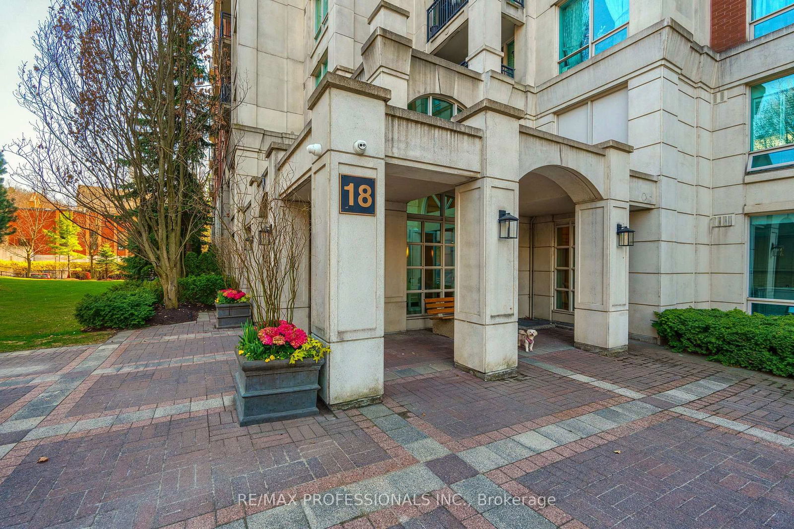 Condo for sale at 111-18 William Carson Crescent, Toronto, St. Andrew-Windfields, M2P 2G6 - MLS: C12103342