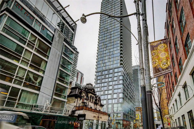 2502 - 101 Peter Street