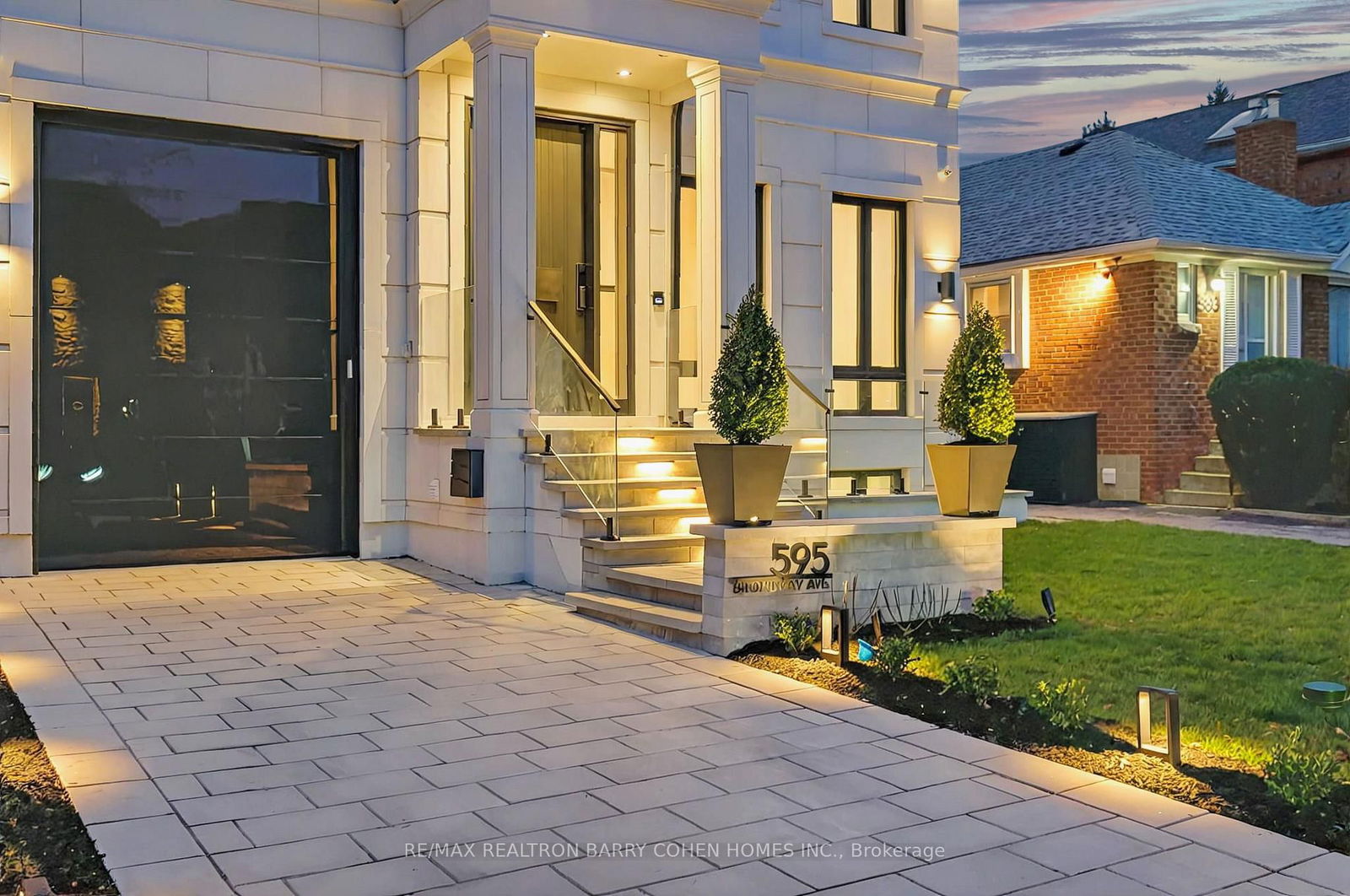 Detached House for sale at 595 Broadway Avenue, Toronto, Leaside, M4G 2S4 - MLS: C12103717