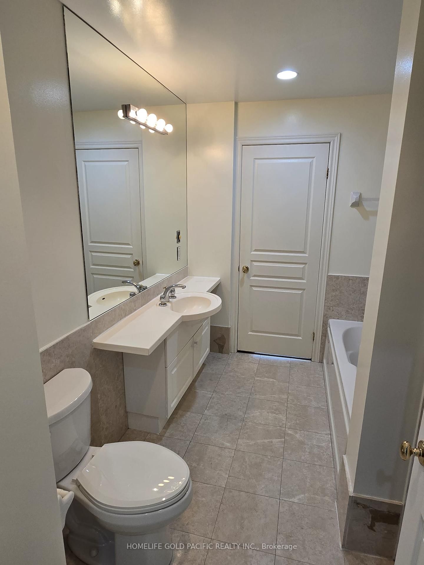 Condo for lease at 1009-102 Bloor Street, Toronto, Annex, M5S 1M8 - MLS: C12103724