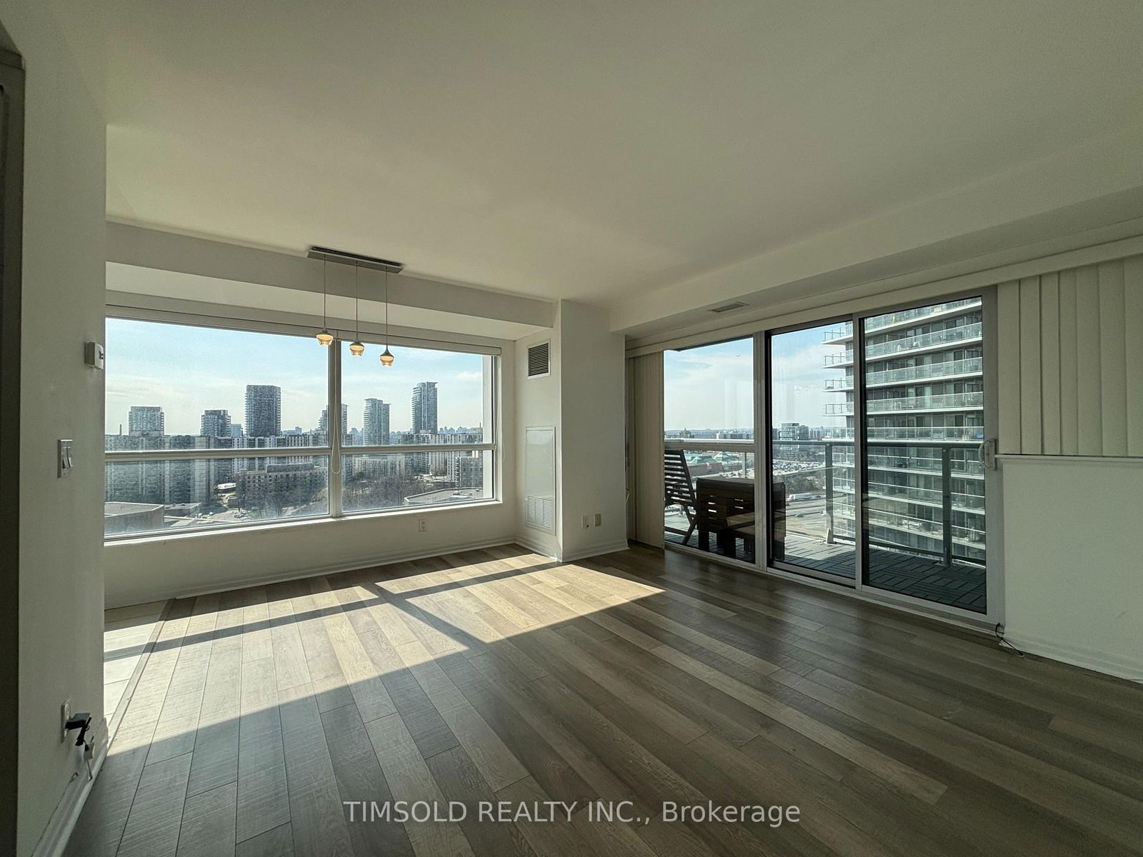 Condo leased at 1802-275 Yorkland Road, Toronto, Henry Farm, M2J 0B4 - MLS: C12104201