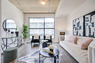 Unit 18 — 12 Dervock Cres, Toronto - Bayview Village image-0-1