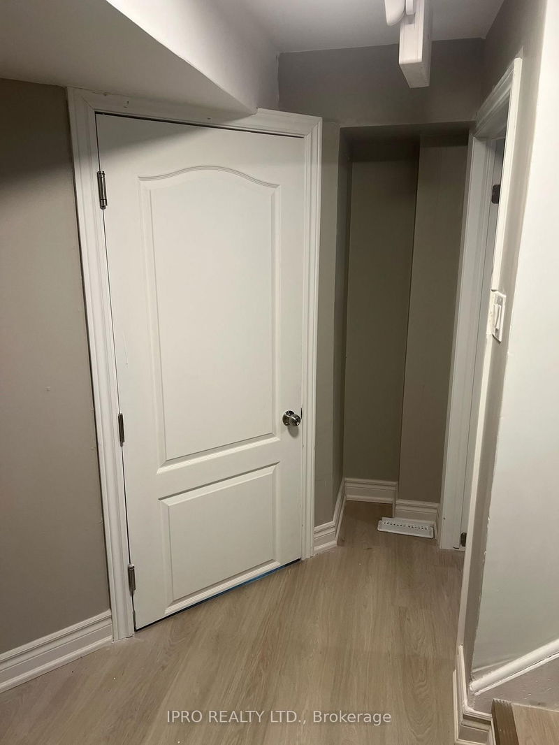 Room1