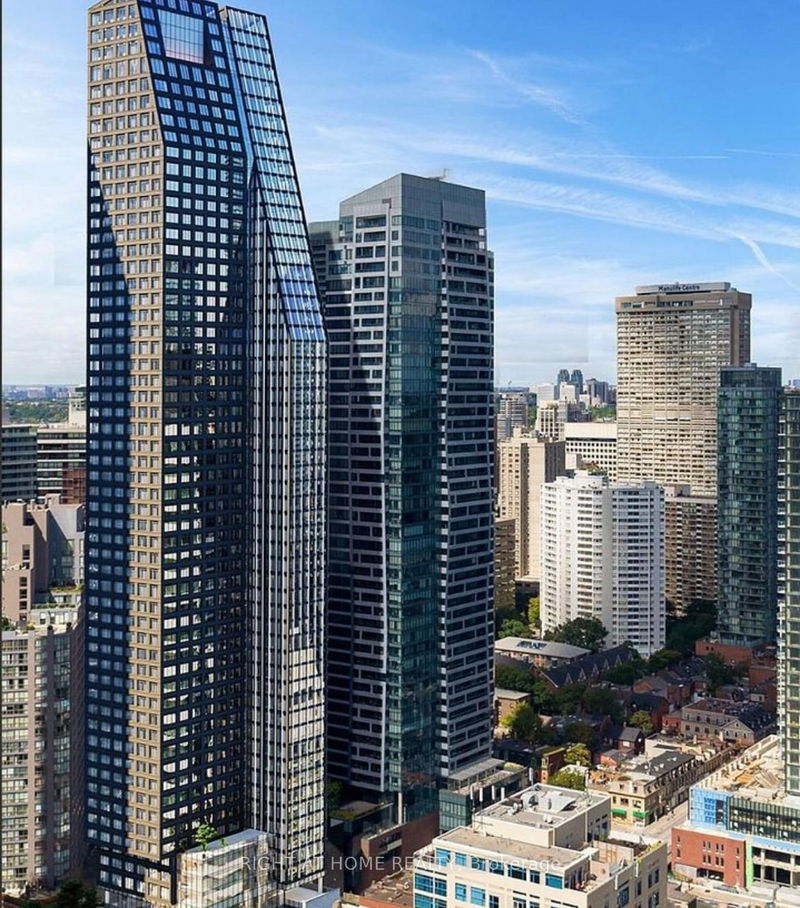 home for lease on 3112-8 Wellesley Street W