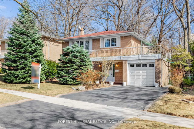 67 Lehar Crescent