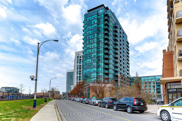 1611 - 1171 Queen Street