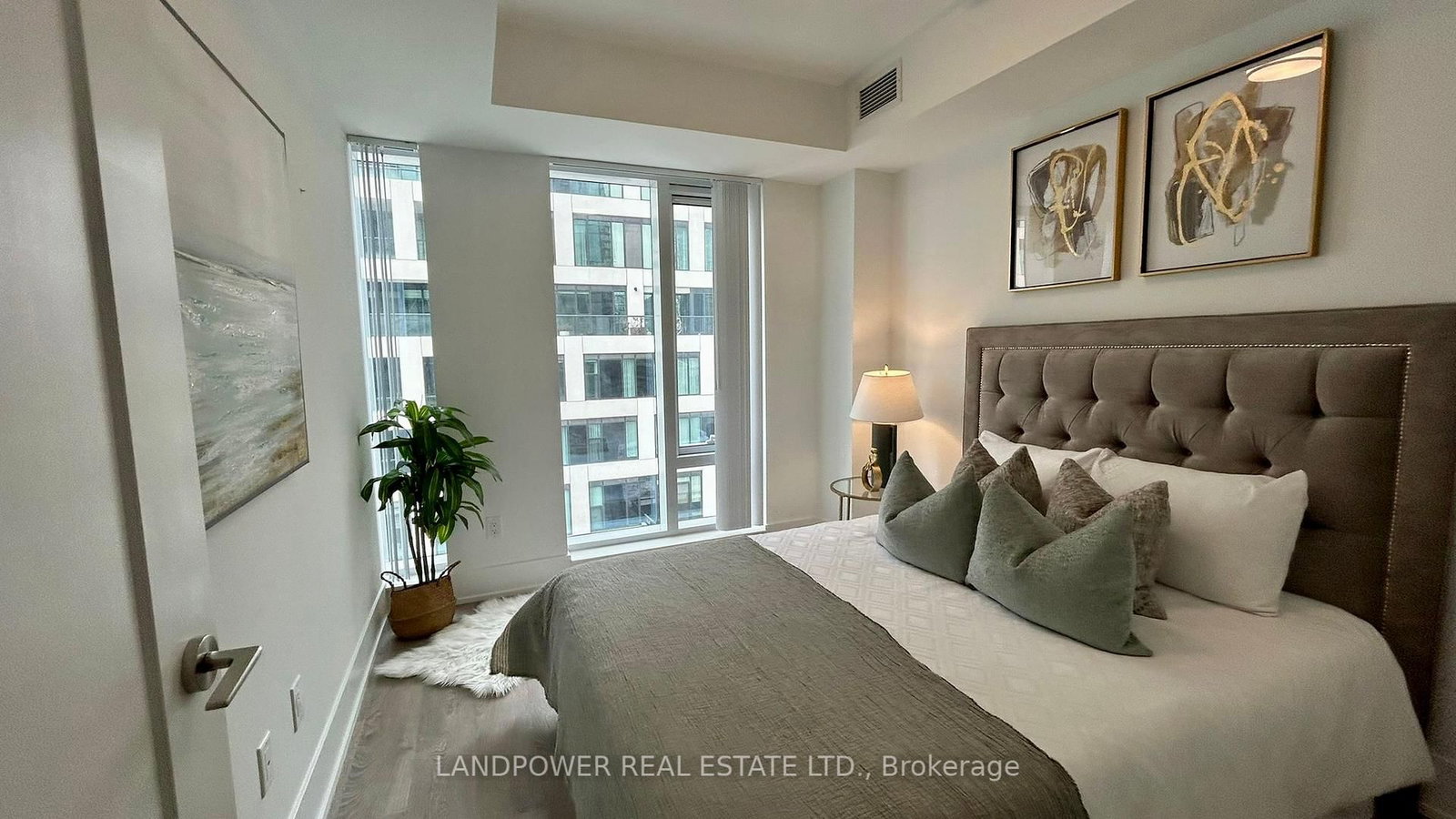 480 Front Street W, Unit 805 - Photo 4