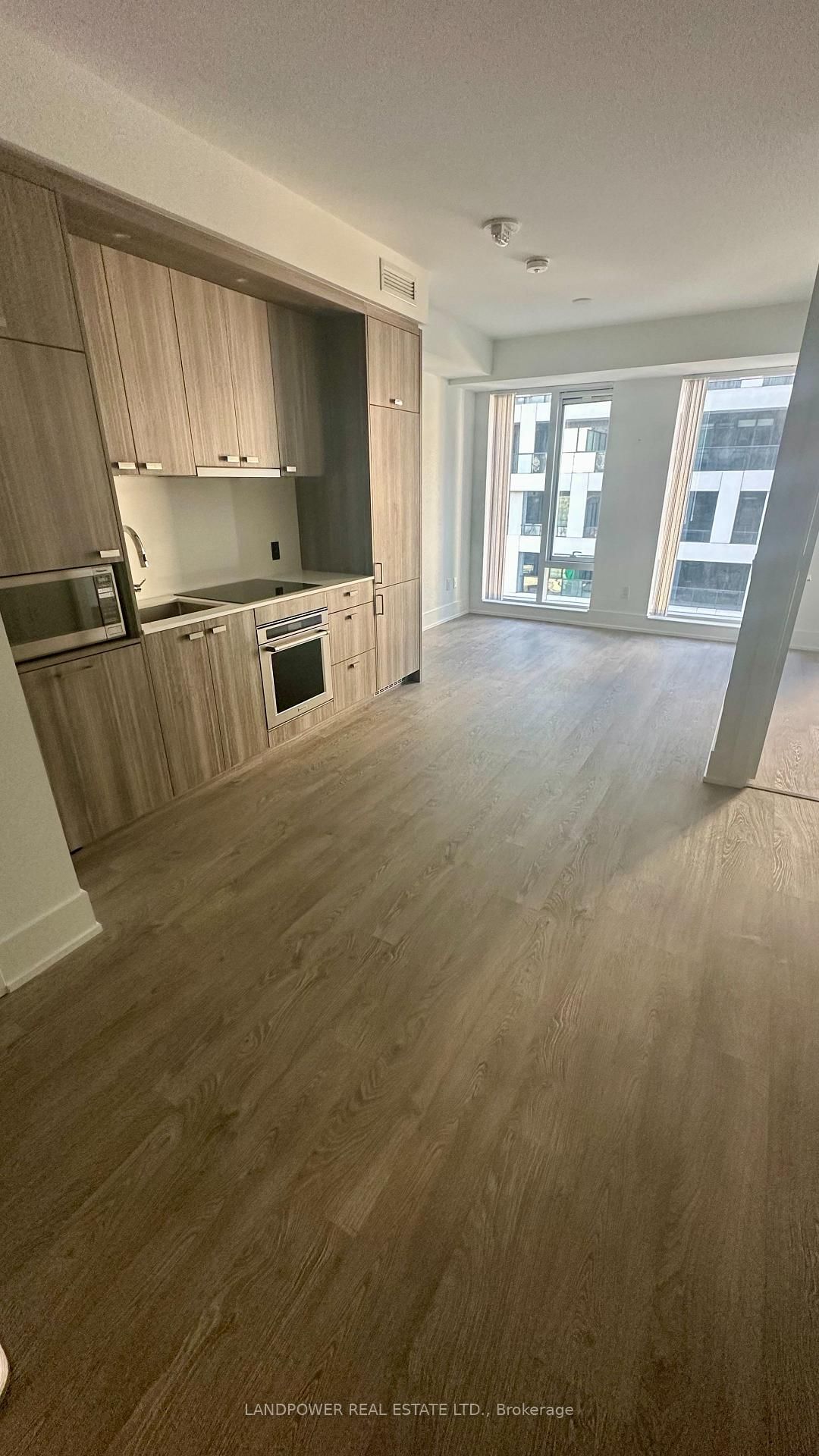 480 Front Street W, Unit 805 - Photo 5