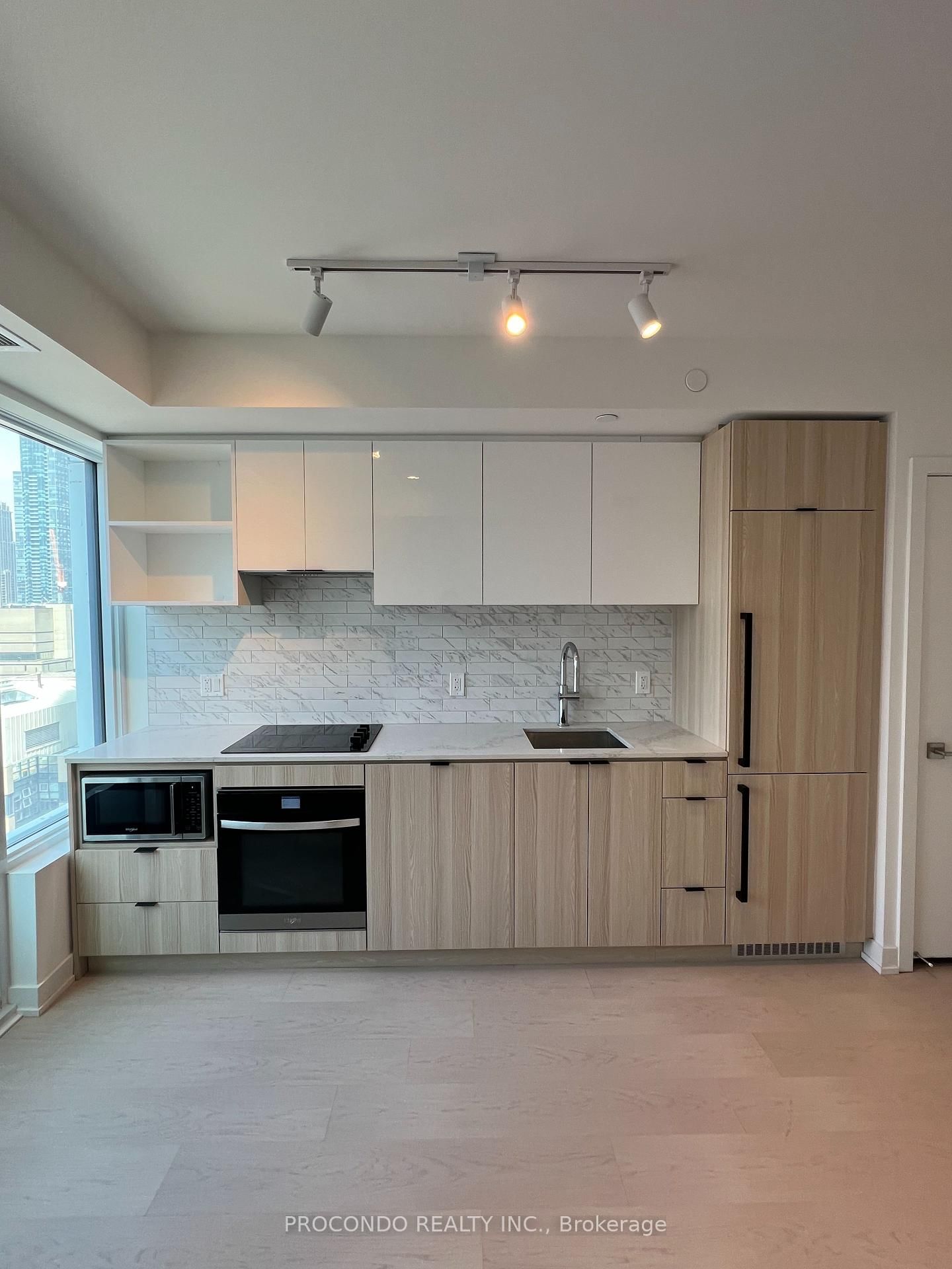 Condo for lease at 2002-252 Church Street, Toronto, Church-Yonge Corridor, M5B 1Z2 - MLS: C12105209