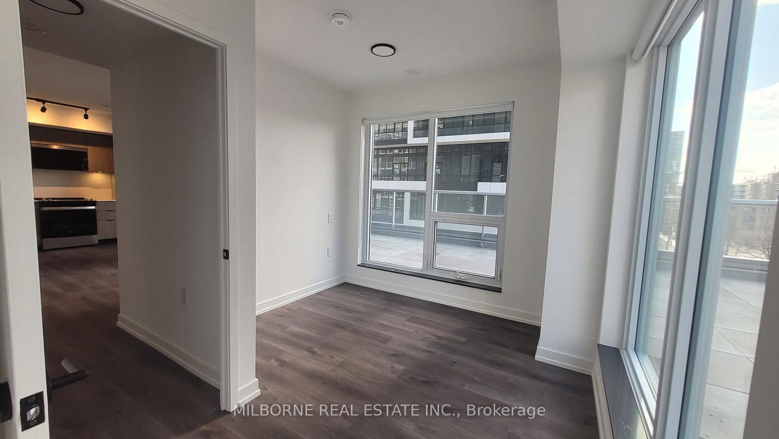 73 Broadway Avenue, Unit 502 - Photo 7
